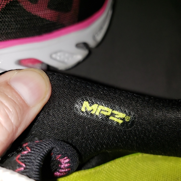 UA MPZ Breast Cancer Awareness sneakers, Like New - Picture 2 of 13